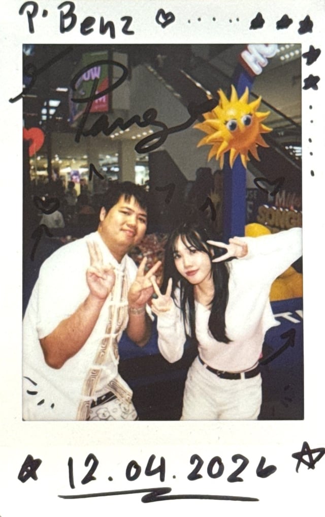 Polaroid photo front